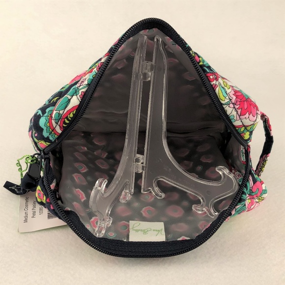 NWT Vera Bradley Medium Quilted Cosmetic Bag - Picture 3 of 5